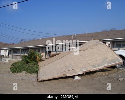 Marine Safety Unit Baton Rouge - The City - 26-HK-383-45. Hurricane Katrina Stock Photo