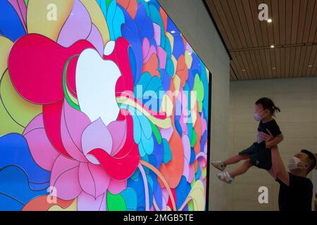 The new Apple Sanlitun opens today - Apple