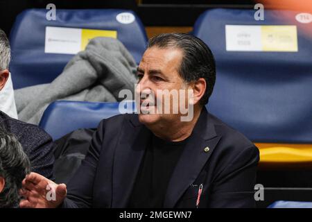 Modena, Italy. 25th Jan, 2023. Fefe De Giorgi during Valsa Group Modena vs SVG Luneburg, Volleyball CEV Cup Men in Modena, Italy, January 25 2023 Credit: Independent Photo Agency/Alamy Live News Stock Photo