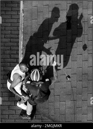 Miscellaneous - Coast Guard Operations - 26-HK-437-19. Hurricane Katrina Stock Photo