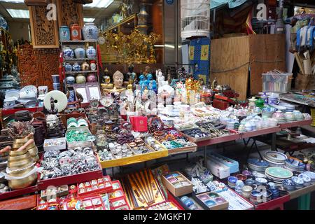 Cat Street antique market in Hong Kong, December 2022 Stock Photo