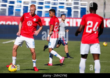 United States defender Julian Araujo (20) wearing No. 24 jersey in  remembrance of the late Los Angeles Lakers Kobe Bryant, warms up for an  international friendly soccer match between United States and