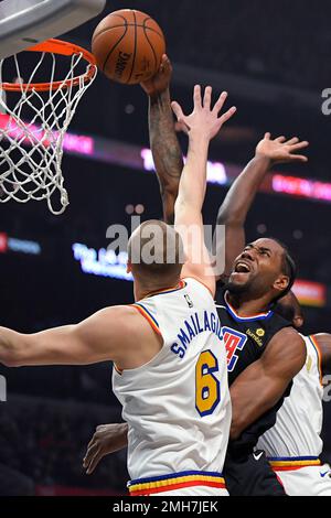 Golden State Warriors forward Alen Smailagic (6) during an NBA basketball  game against the Los Angeles Lakers in San Francisco, Monday, March 15,  2021. (AP Photo/Jeff Chiu Stock Photo - Alamy