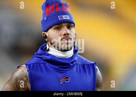 Buffalo Bills safety Dean Marlowe looks like heat-seeking missile sacking  New England Patriots quarterback Cam Newton