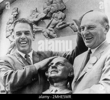 Browns to honor Otto Graham with statue at FirstEnergy Stadium