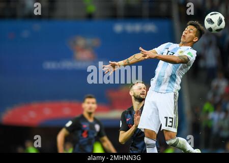 NIZHNIY NOVGOROD, RUSSIA - JUNE 21: Maximiliano Meza of Argentina controls the ball during the 2018 FIFA World Cup Russia group D Stock Photo