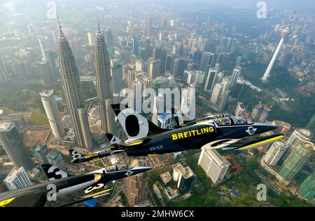 Apart breitling sale
