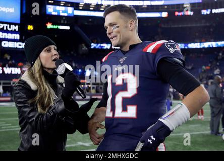 Fox TV reporter Erin Andrews talks to Green Bay Packers' Jamaal Williams  before an NFL divisional playoff football game against the Seattle Seahawks  Sunday, Jan. 12, 2020, in Green Bay, Wis. (AP