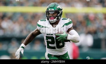 New York Jets' Le'Veon Bell in action during an NFL football game against  the New York Jets, Sunday, Oct. 6, 2019, in Philadelphia. (AP Photo/Matt  Rourke Stock Photo - Alamy