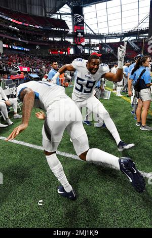 Tennessee Titans inside linebacker Wesley Woodyard (59) reacts