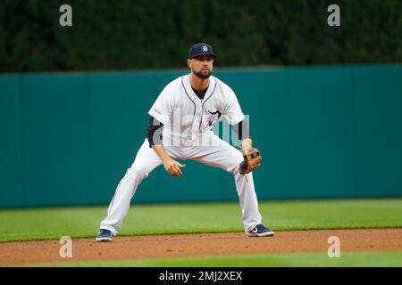 Detroit Tigers shortstop Jordy Mercer plays against the New York