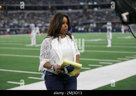 FOX NFL sideline reporter Pam Oliver interviews Miami Dolphins