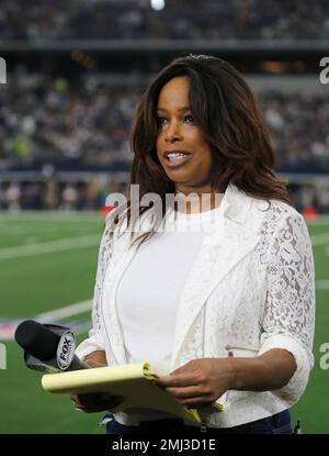 FOX NFL sideline reporter Pam Oliver interviews Miami Dolphins