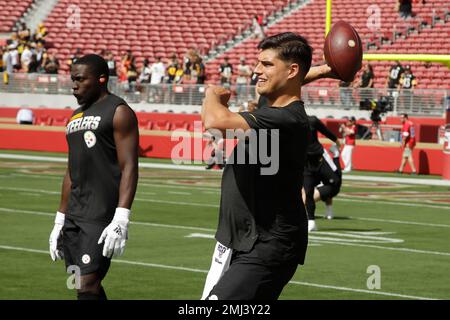 East Rutherford, New Jersey, USA. 22nd Dec, 2019. Quarterback Mason Rudolph  (2) of the Pittsburgh Steelers throws a pass during a game against the New  York Jets at MetLife Stadium on December 22, 2019 in East Rutherford, New  Jersey. Gregory Vasil