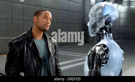 I, ROBOT  2004 20th Century Fox film with Will Smith Stock Photo