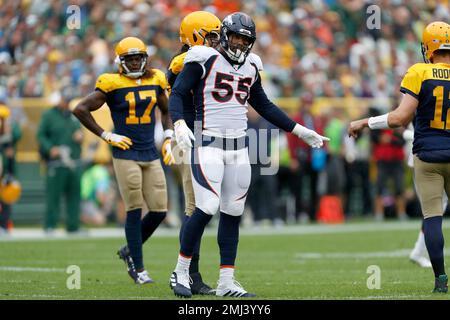 Denver Broncos outside linebacker Bradley Chubb (55) during drills at the  team's NFL football training camp Friday, July 19, 2019, in Englewood,  Colo. (AP Photo/David Zalubowski Stock Photo - Alamy