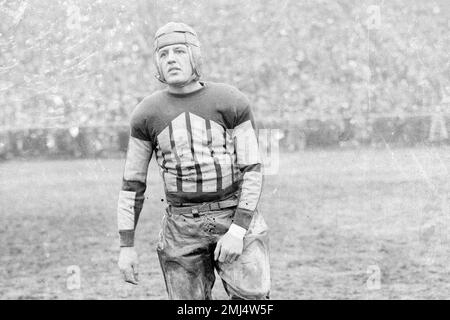 Harold Red Grange, Chicago Bears, Half-Length Portrait, National