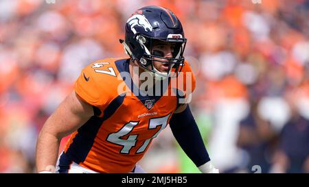 Denver Broncos linebacker Josey Jewell (47) runs during the first half of  an NFL football game against the Indianapolis Colts, Thursday, Oct. 6,  2022, in Denver. (AP Photo/David Zalubowski Stock Photo - Alamy