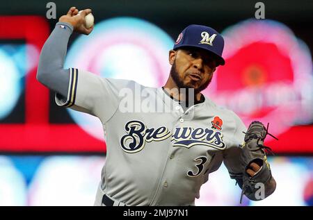 Milwaukee Brewers' manager Craig Counsell looks on during the eighth inning  of a baseball game against the Pittsburgh Pirates Saturday, Sept. 21, 2019,  in Milwaukee. (AP Photo/Aaron Gash Stock Photo - Alamy