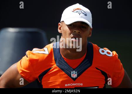 Denver Broncos rookie tight end Greg Dulcich during the opening session of  the NFL football team's training camp Wednesday, July 27, 2022, in  Centennial, Colo. (AP Photo/David Zalubowski Stock Photo - Alamy