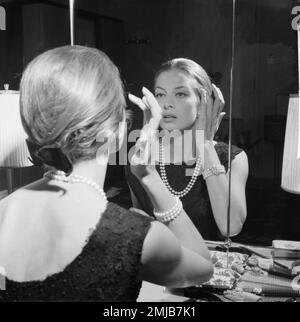 Netherland History: French actress and fashion model Capucine; Date: April 25, 1962 Stock Photo