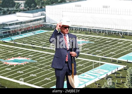 Dolphins CEO Tom Garfinkel pushes Hard Rock Stadium as possible 2026 World  Cup final host