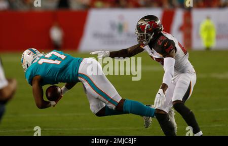 Arlington, Texas, USA. 29th Aug, 2019. Tampa Bay Buccaneers quarterback  Ryan Griffin (4) in action during the pre-season game between the Tampa Bay  Buccaneers and the Dallas Cowboys at the AT &