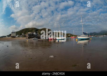 Boats at Barmouth Marina, Barmouth Bay, Barmouth, Gwynedd, Wales Stock Photo