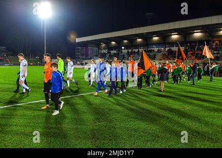 Deinze, Belgium. 27th Jan 2023. Players enter the pitch pictured before a soccer game between KMSK Deinze and Club Brugge NXT youth team during the 20 th matchday in the Challenger Pro League for the 2022-2023 season ,  on  Saturday 27 January 2023  in Deinze , Belgium . PHOTO SPORTPIX | Stijn Audooren Credit: David Catry/Alamy Live News Stock Photo