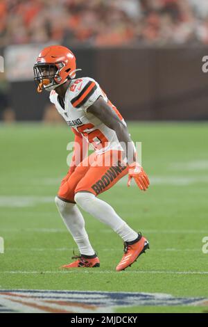 Greedy Williams Signed Orange Football Jersey