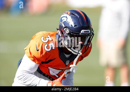 August 31, 2017: Denver Broncos defensive back Dymonte Thomas (35) with a  ball carry during the second quarter of an NFL preseason matchup between  the Arizona Cardinals and the Denver Broncos at