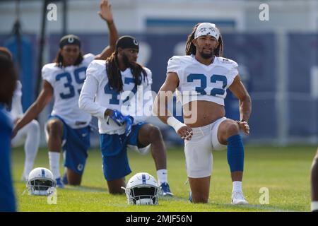 Indianapolis Colts cornerback Jalen Collins (32) lines up against the  Cleveland Browns during an NFL preseason football game in Indianapolis,  Saturday, Aug. 17, 2019. The Browns won the game 21-18. (Jeff Haynes/AP