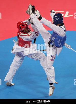 https://l450v.alamy.com/450v/2mjfba0/carl-nickolas-of-united-states-left-and-ignacio-morales-of-chile-fight-for-the-bronze-medal-in-the-mens-under-68kg-taekwondo-quarterfinal-event-at-the-pan-american-games-in-lima-peru-sunday-july-28-2019-morales-won-the-bronze-medal-ap-photofernando-vergara-2mjfba0.jpg