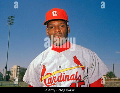 Cardinals Hall of Famer Bob Gibson fighting pancreatic cancer