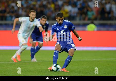 Paraguay with Derlis Gonzalez flattened in Brazil - FC Dynamo Kyiv