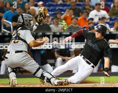 Marlins put Avisail Garcia on IL, activate Garrett Cooper