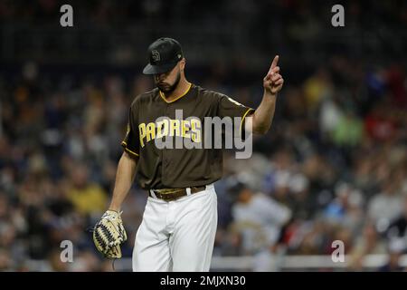 William Timothy Tim Lollar played for New York Yankees(1980), San Diego  Padres, Chicago White Sox, Boston Red Sox, primarily as a starting pitcher  Stock Photo - Alamy