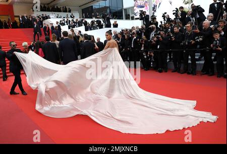 CANNES, FRANCE - MAY 19: Camila Coelho attends A Hidden Life screening  during the 72nd Cannes Film Festival (Mickael Chavet Stock Photo - Alamy