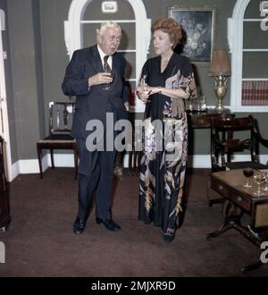 When Harold met Nolly - UK Prime Minister Harold Wilson a big fan of Crossroad meets Noele Gordon on the Crossroads set. Stock Photo