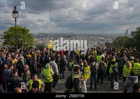 Yellow Vest Protests Challenge France's Emmanuel Macron