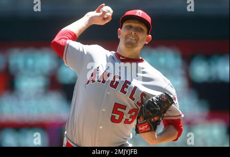 Los Angeles Angels pitcher Trevor Bell throws against the Toronto Blue Jays  during second-inning AL baseball game action in Toronto on Sunday, Aug. 23,  2009. (AP Photo/The Canadian Press,Darren Calabrese Stock Photo 