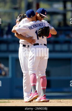 Enrique Hernandez Los Angeles Dodgers Autographed 16 x 20 2017 NLCS Game  5 Home Run Celebration Photograph