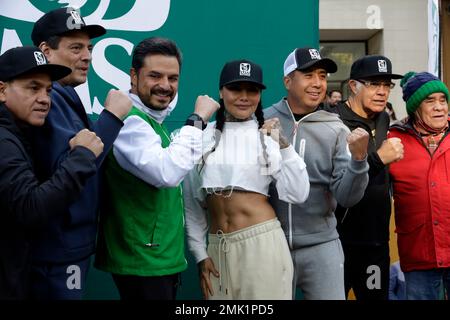 Non Exclusive: January 27, 2023, Mexico City, Mexico: The director of the Mexican Social Security Institute, Zoe Robledo with boxers Mariana 'La Barby Stock Photo