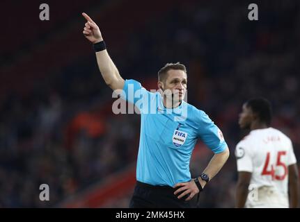 Southampton, UK. 28th Jan, 2023. Referee Craig Pawson during the The FA Cup match at St Mary's Stadium, Southampton. Picture credit should read: Paul Terry/Sportimage Credit: Sportimage/Alamy Live News Stock Photo