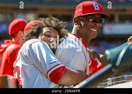 Photos of the ET & Willie McGee's children…. : r/weirddalle