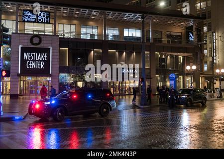 Seattle, USA. 29th Dec, 2022. Early in the evening Police responding to the Westlake Center for a shoplifitng call. Stock Photo