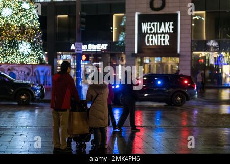 Seattle, USA. 29th Dec, 2022. Early in the evening Police responding to the Westlake Center for a shoplifitng call. Stock Photo