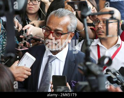 Mohamed Shafee Abdullah, right, lawyer of former Prime Minister