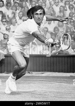 Stan smith ilie outlet nastase wimbledon 1972