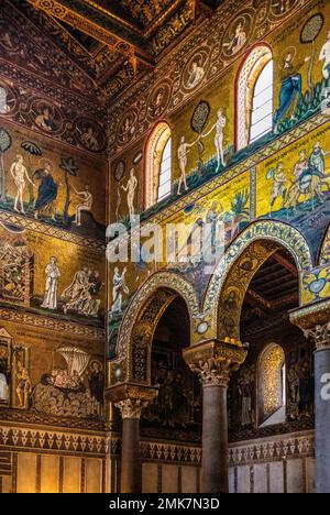 Byzantine gold ground mosaics, Monreale Cathedral, Santa Maria Nuova, Sicily, Monreale, Sicily, Italy Stock Photo